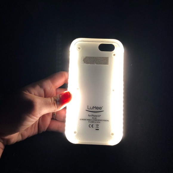 Marble white Lumee iPhone 6 case - Picture 3 of 5